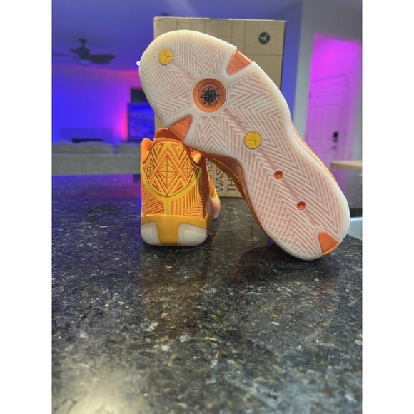 NIKE AIR JORDAN XXVIII 38 LOW "HEIRESS" TAXI-YELLOW SIZE 13 Men’s 14.5 W - Picture 5 of 12